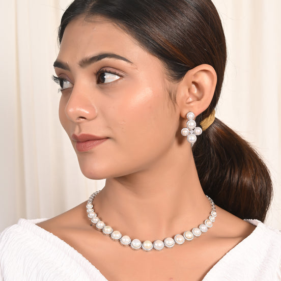 Classic Diamond Pearl Necklace Set