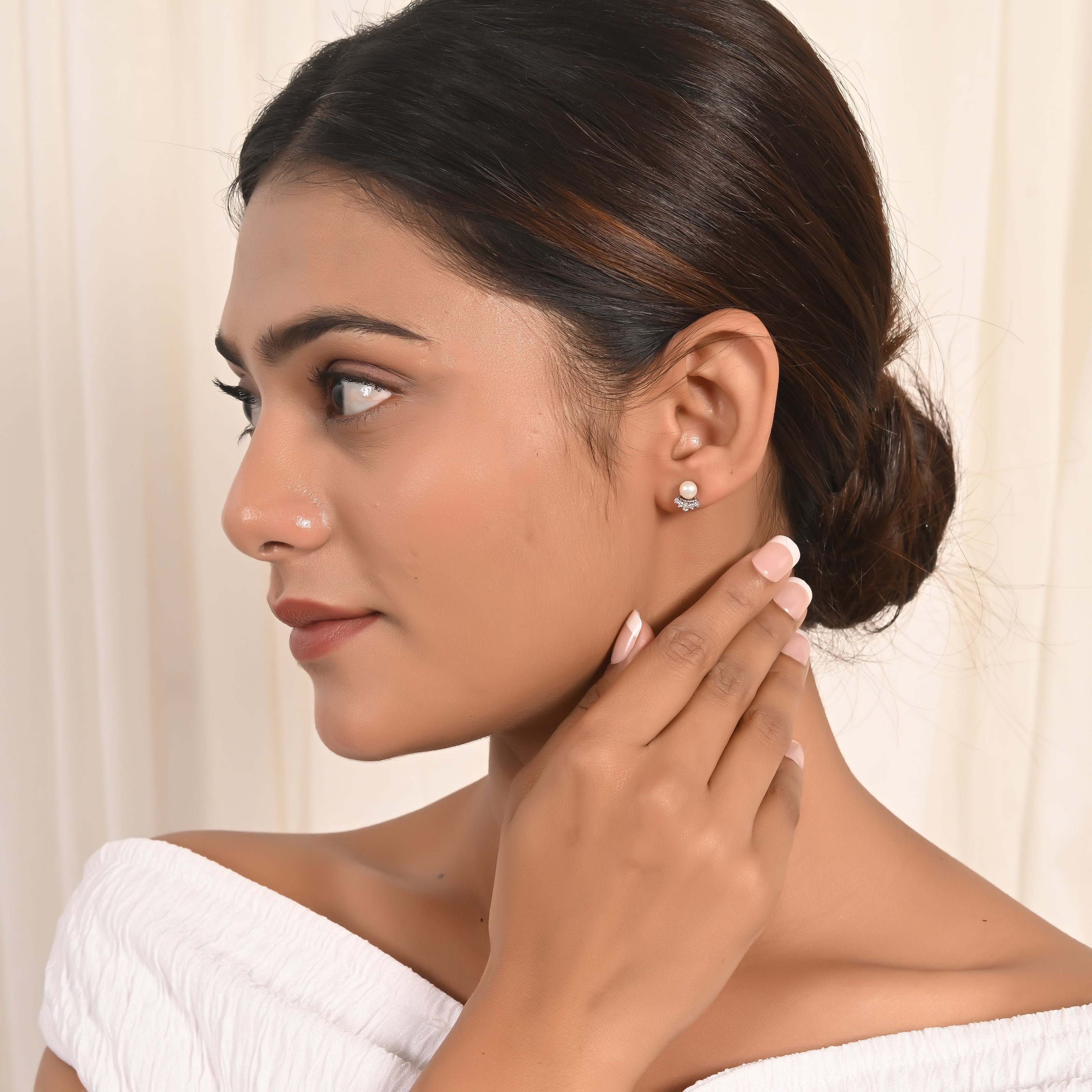 Eterna Shine Pearl Tops