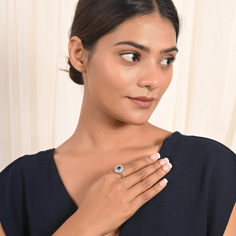 Blue Royale Sapphire Diamond Ring