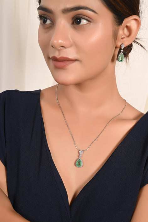 Lush Emerald Cut Moissanite Necklace Set