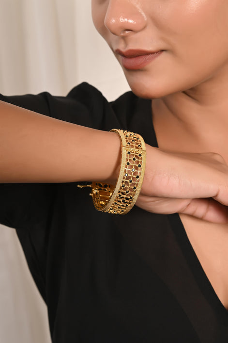 Sleek Black Spinel Bangle