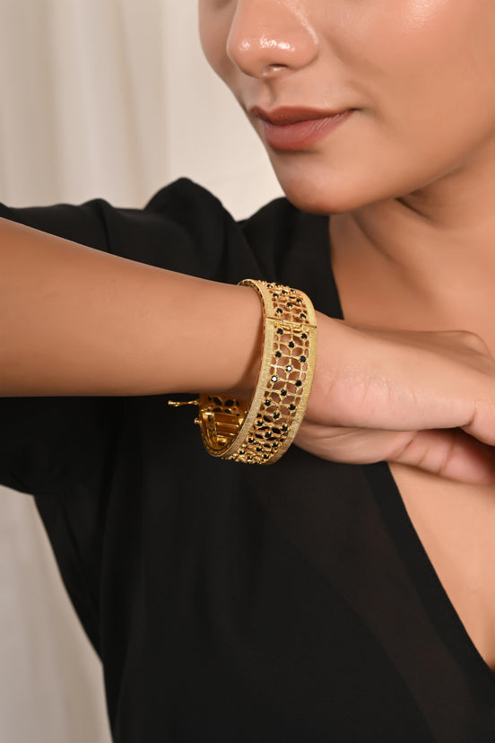Sleek Black Spinel Bangle