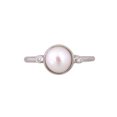 Pearl Radiance Diamond Ring