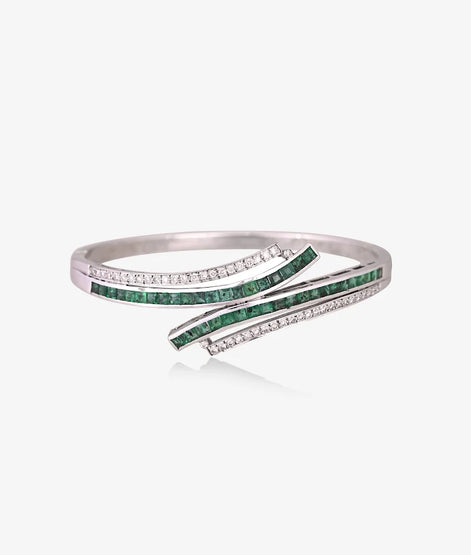 Vibrant Emerald and Diamond Bangle